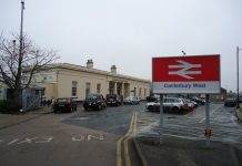 SE Trains has commuters tittering at Canterbury West