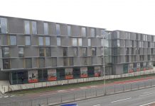 Freeze the construction of new student blocks