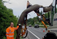 Council leader dons Serco orange for A2 clean