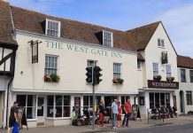 Brexit provokes Wetherspoons drinks menu change