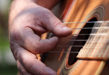 Buskers should consider their surroundings when performing, says council